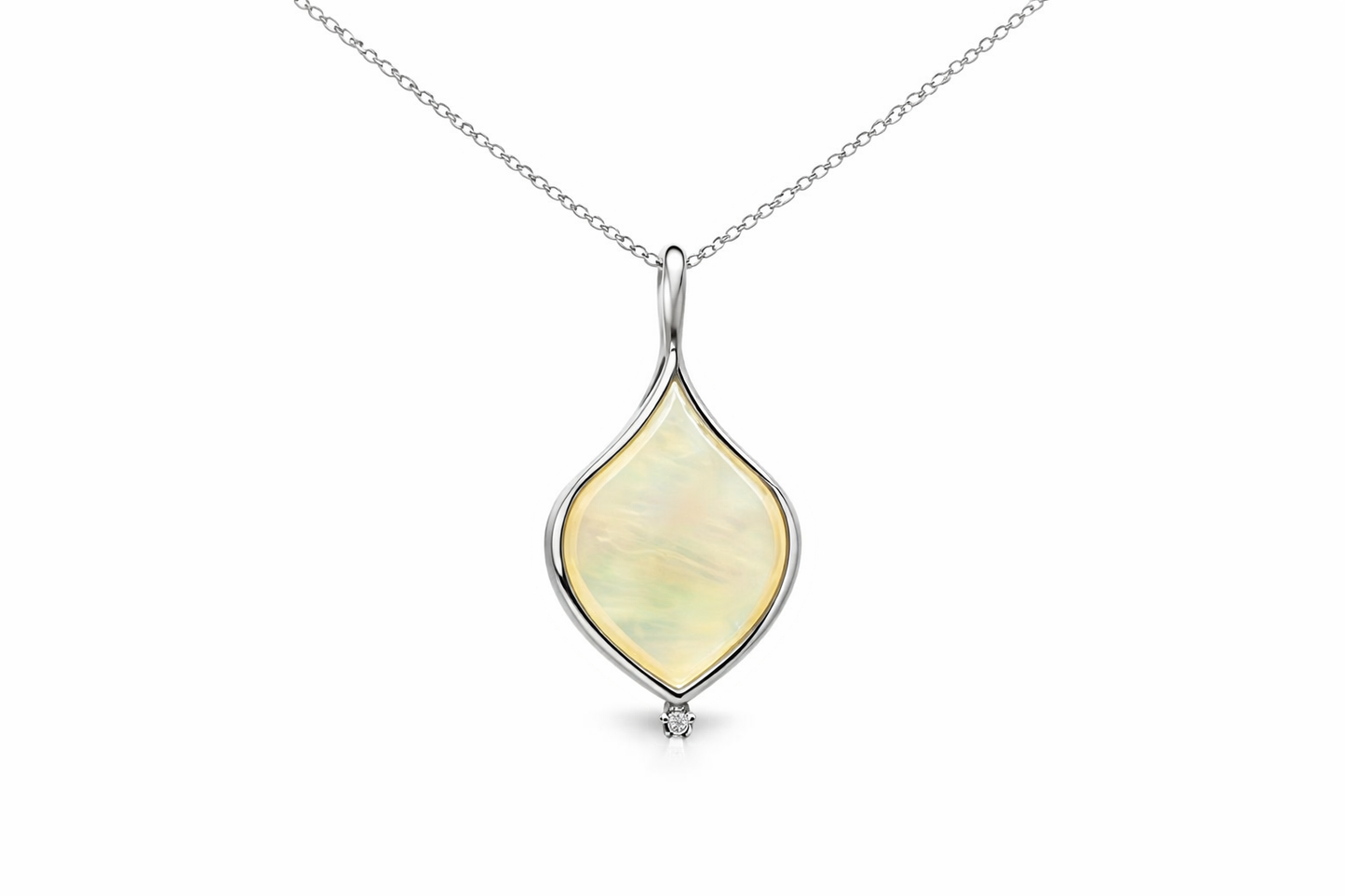 0.55ct diamond pendant in solid gold – Niara