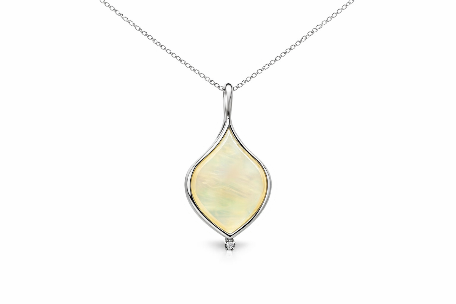 0.55ct diamond pendant in solid gold – Niara
