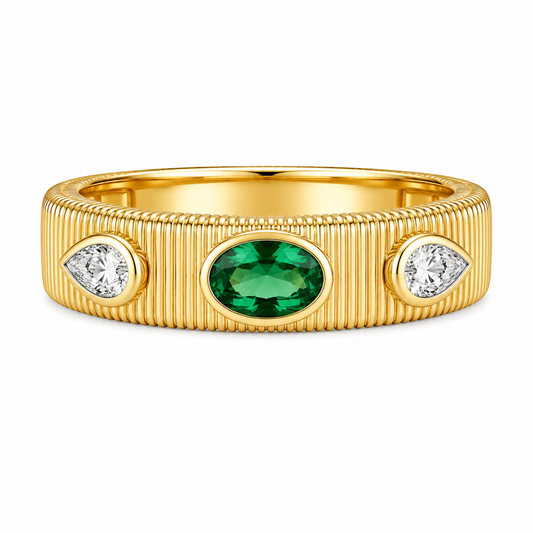 0.096Ct Diamond and 0.47Ct Green Garnet