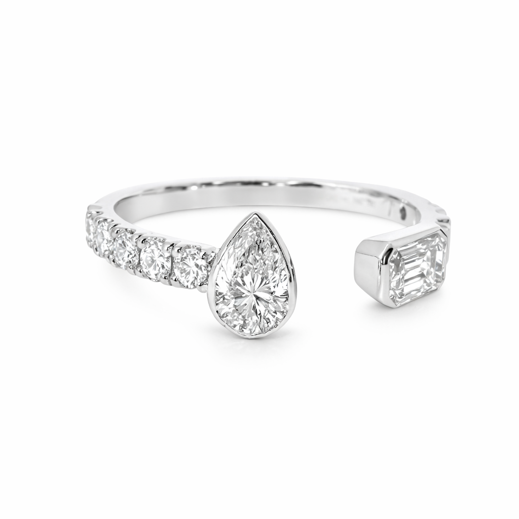 1.02CT Pear and Emerald Cut Diamond Ring 18K Gold